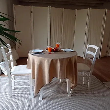 ベッド・アンド・ブレックファスト La Casa Di Tara Armonia E Natura 3*